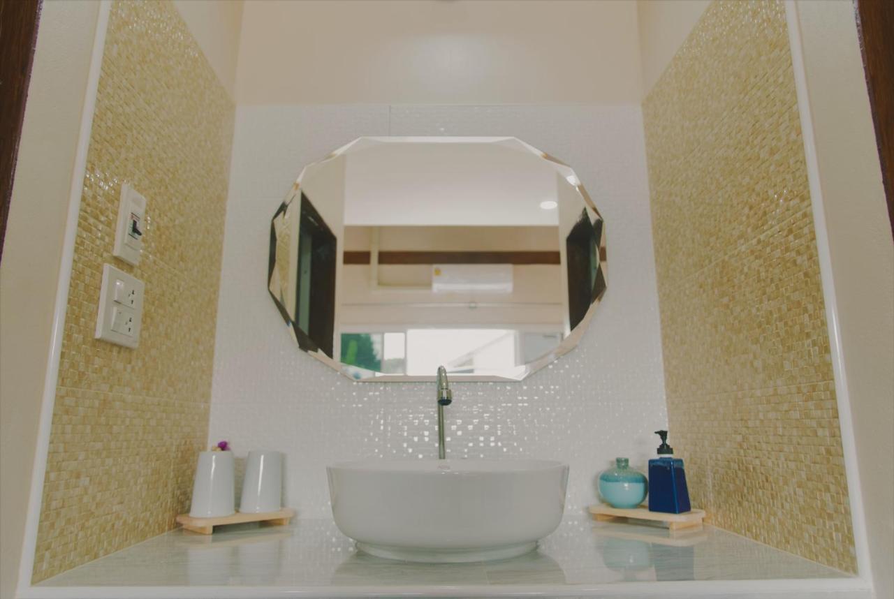 Boutique Family Room Фитсанулок Екстериор снимка
